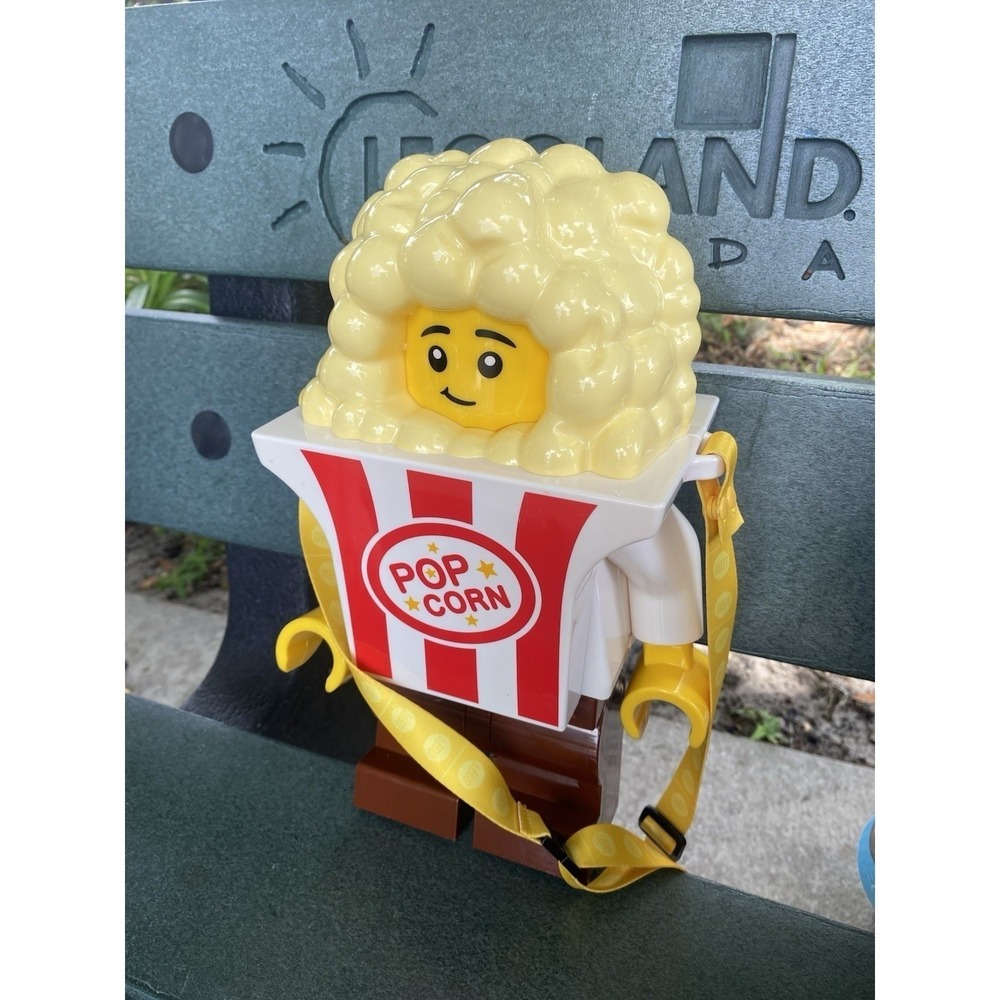 LEGO Popcorn Guy Minifig. Popcorn Bucket LEGOLAND Florida Exclusive Yellow Strap